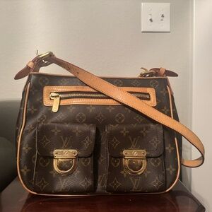 Louis Vuitton Monogram Hudson GM M40045 shoulder/crossbody bag